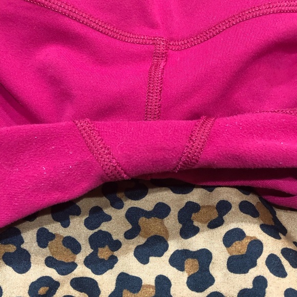 Lululemon Wunder Under Crop Bumble Berry Size * 4 * - Picture 8 of 12